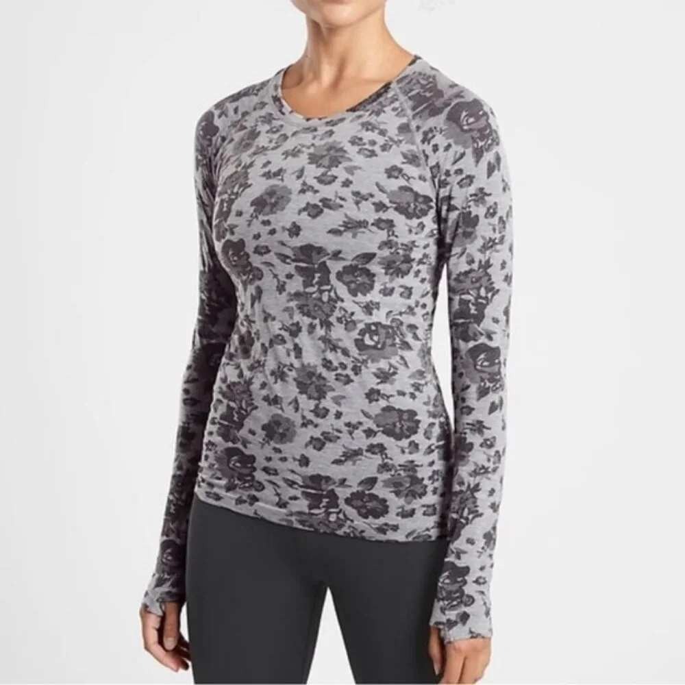 Athleta Momentum Gray Spacedye Floral Print Athletic Long Sleeve Top Size 6